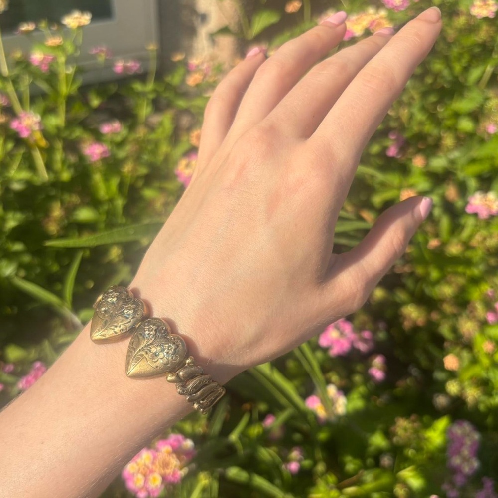 Vintage Costar Double Heart Expansion Bracelet